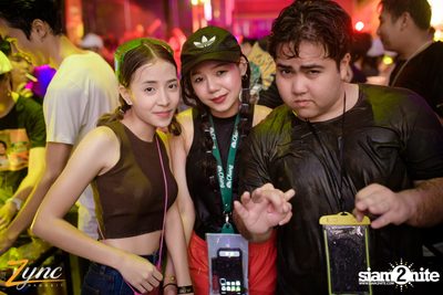 Zync Rangsit นำเสนอ โคตรแฉะ (อัลบั้มที่ 1) — photo 195