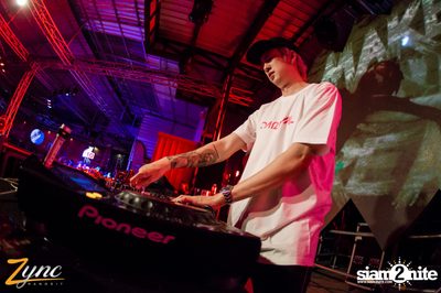 Zync Rangsit presents Kod Chae Party (Album 2) — photo 135