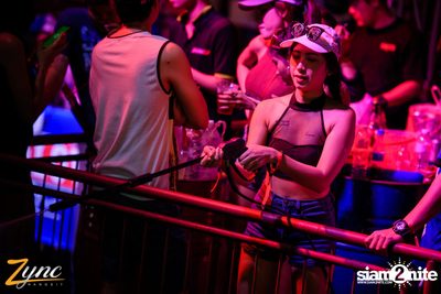 Zync Rangsit นำเสนอ โคตรแฉะ (อัลบั้มที่ 1) — photo 10