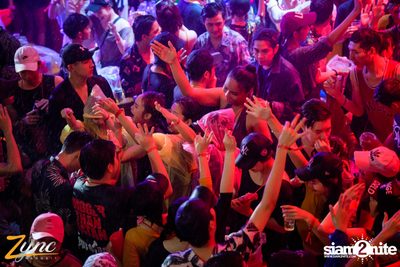 Zync Rangsit นำเสนอ โคตรแฉะ (อัลบั้มที่ 1) — photo 11