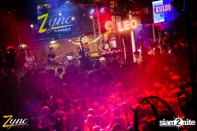 Zync Rangsit นำเสนอ โคตรแฉะ (อัลบั้มที่ 1) — photo 19