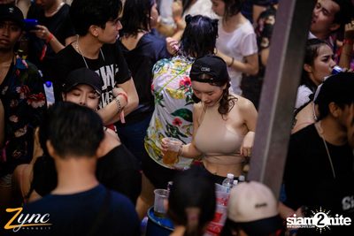 Zync Rangsit นำเสนอ โคตรแฉะ (อัลบั้มที่ 1) — photo 131