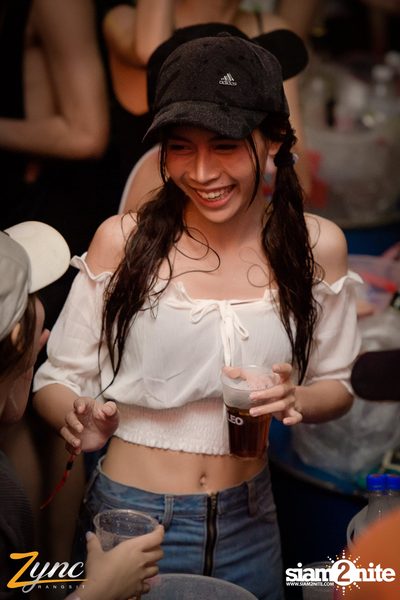 Zync Rangsit นำเสนอ โคตรแฉะ (อัลบั้มที่ 1) — photo 141