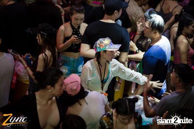 Zync Rangsit นำเสนอ โคตรแฉะ (อัลบั้มที่ 2) — photo 130