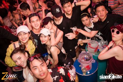 Zync Rangsit นำเสนอ โคตรแฉะ (อัลบั้มที่ 2) — photo 201