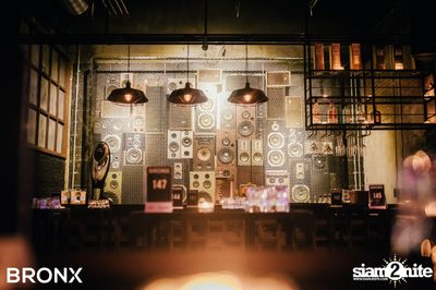 The Toys ที่ บรองซ์ — photo 41