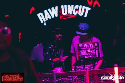 Thaitanium Back To The Mixtape ที่ เซ ลา วี (อัลบั้มที่ 2) — photo 97