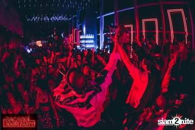 Thaitanium Back To The Mixtape ที่ เซ ลา วี (อัลบั้มที่ 2) — photo 159