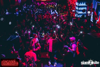 Thaitanium Back To The Mixtape ที่ เซ ลา วี (อัลบั้มที่ 2) — photo 180