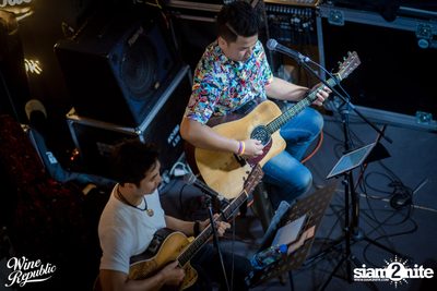 เอ๊ะ จิรากร ที่ ไวน์ รีพับลิค — photo 19