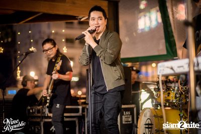 เอ๊ะ จิรากร ที่ ไวน์ รีพับลิค — photo 48