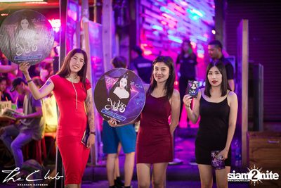 DJ Yukie at The Club Khaosan — photo 1
