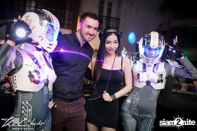 DJ Yukie at The Club Khaosan — photo 53