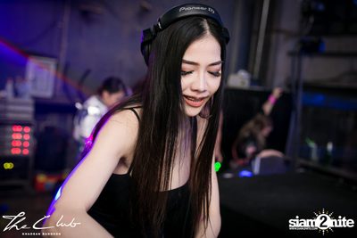 DJ Yukie at The Club Khaosan — photo 69
