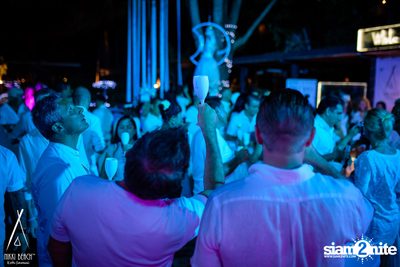 งาน Nikki Beach 9th Anniversary White Party — photo 34