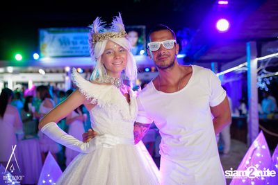 งาน Nikki Beach 9th Anniversary White Party — photo 54