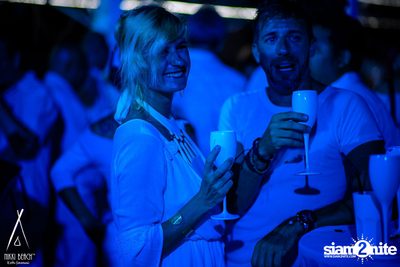 งาน Nikki Beach 9th Anniversary White Party — photo 58