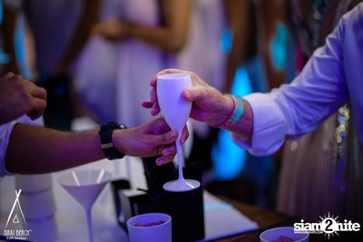 งาน Nikki Beach 9th Anniversary White Party — photo 67