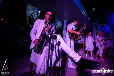 งาน Nikki Beach 9th Anniversary White Party — photo 80