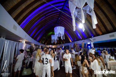 งาน Nikki Beach 9th Anniversary White Party — photo 83