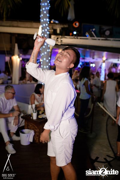 งาน Nikki Beach 9th Anniversary White Party — photo 164