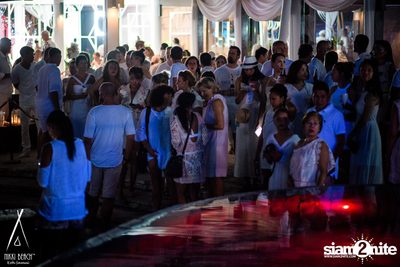 งาน Nikki Beach 9th Anniversary White Party — photo 182