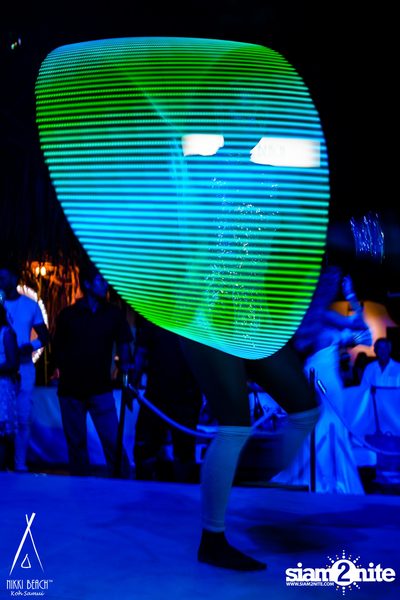 งาน Nikki Beach 9th Anniversary White Party — photo 185