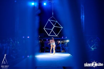 งาน Nikki Beach 9th Anniversary White Party — photo 201