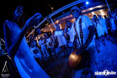 งาน Nikki Beach 9th Anniversary White Party — photo 212