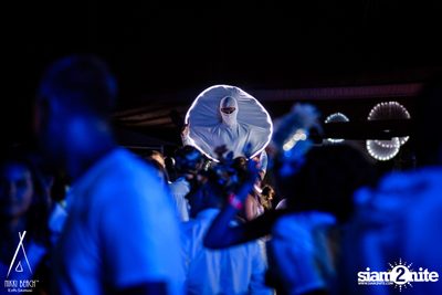 งาน Nikki Beach 9th Anniversary White Party — photo 215