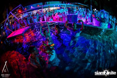 งาน Nikki Beach 9th Anniversary White Party — photo 226