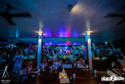 งาน Nikki Beach 9th Anniversary White Party — photo 229