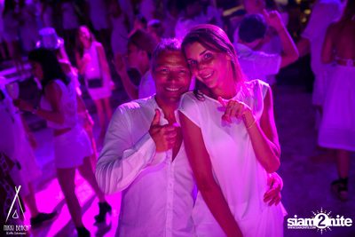 งาน Nikki Beach 9th Anniversary White Party — photo 255