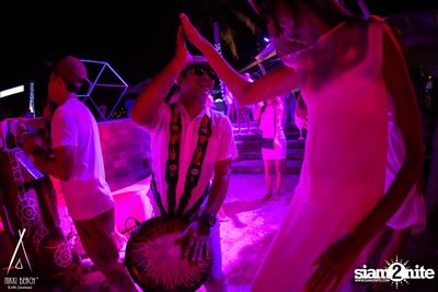 งาน Nikki Beach 9th Anniversary White Party — photo 258