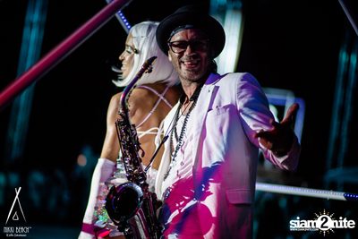 งาน Nikki Beach 9th Anniversary White Party — photo 271