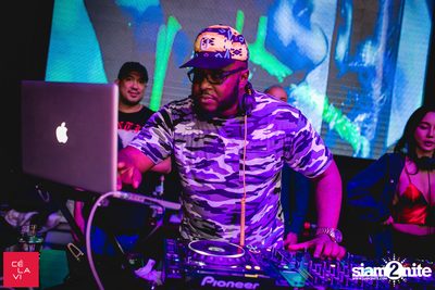 ONE Championship Pre Party กับ DJ Lee Jina ที่ เซ ลา วี — photo 78