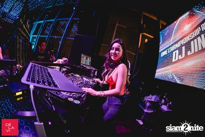ONE Championship Pre Party กับ DJ Lee Jina ที่ เซ ลา วี — photo 114