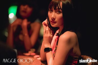 Corset Cabaret: Ladies & Cabaret Night at Maggie Choos — photo 13