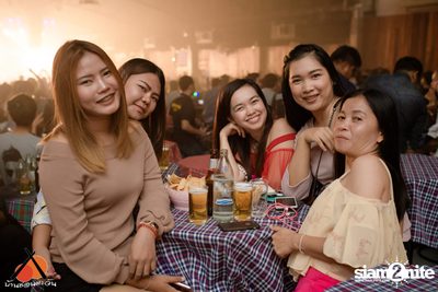 Da Endorphine and Bankk Cash at Baan Chon Tawan — photo 34