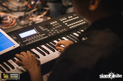 Singha Music pres. Ben Chalatit at Nunglen — photo 11