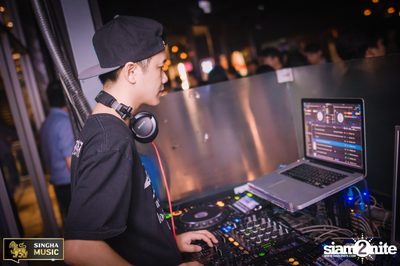 Singha Music pres. Ben Chalatit at Nunglen — photo 50