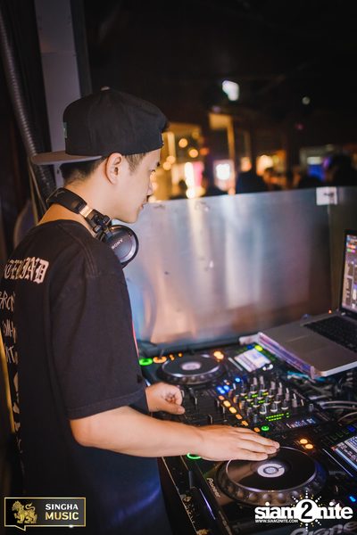 Singha Music pres. Ben Chalatit at Nunglen — photo 51