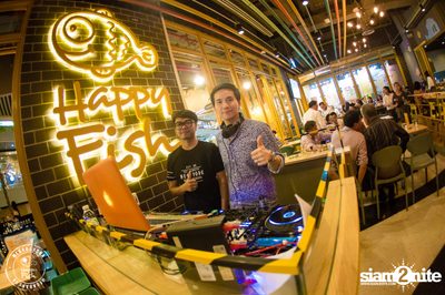 Grand Opening กับ Ben Chalatit ที่ แฮปปี้ ฟิช เมกะบางนา — photo 24