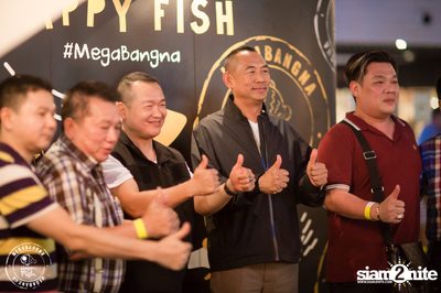 Grand Opening กับ Ben Chalatit ที่ แฮปปี้ ฟิช เมกะบางนา — photo 42