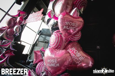 Breezer Rose Punch Party ที่ เซ ลา วี — photo 5