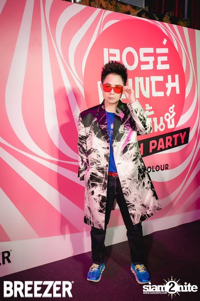 Breezer Rose Punch Party ที่ เซ ลา วี — photo 21