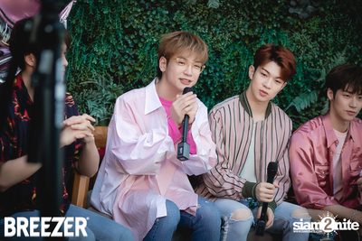 Breezer Rose Punch Party ที่ เซ ลา วี — photo 42