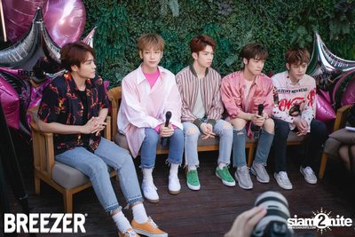 Breezer Rose Punch Party ที่ เซ ลา วี — photo 46