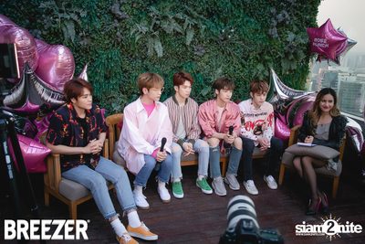 Breezer Rose Punch Party ที่ เซ ลา วี — photo 47