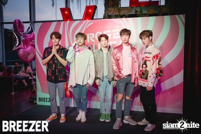 Breezer Rose Punch Party ที่ เซ ลา วี — photo 61